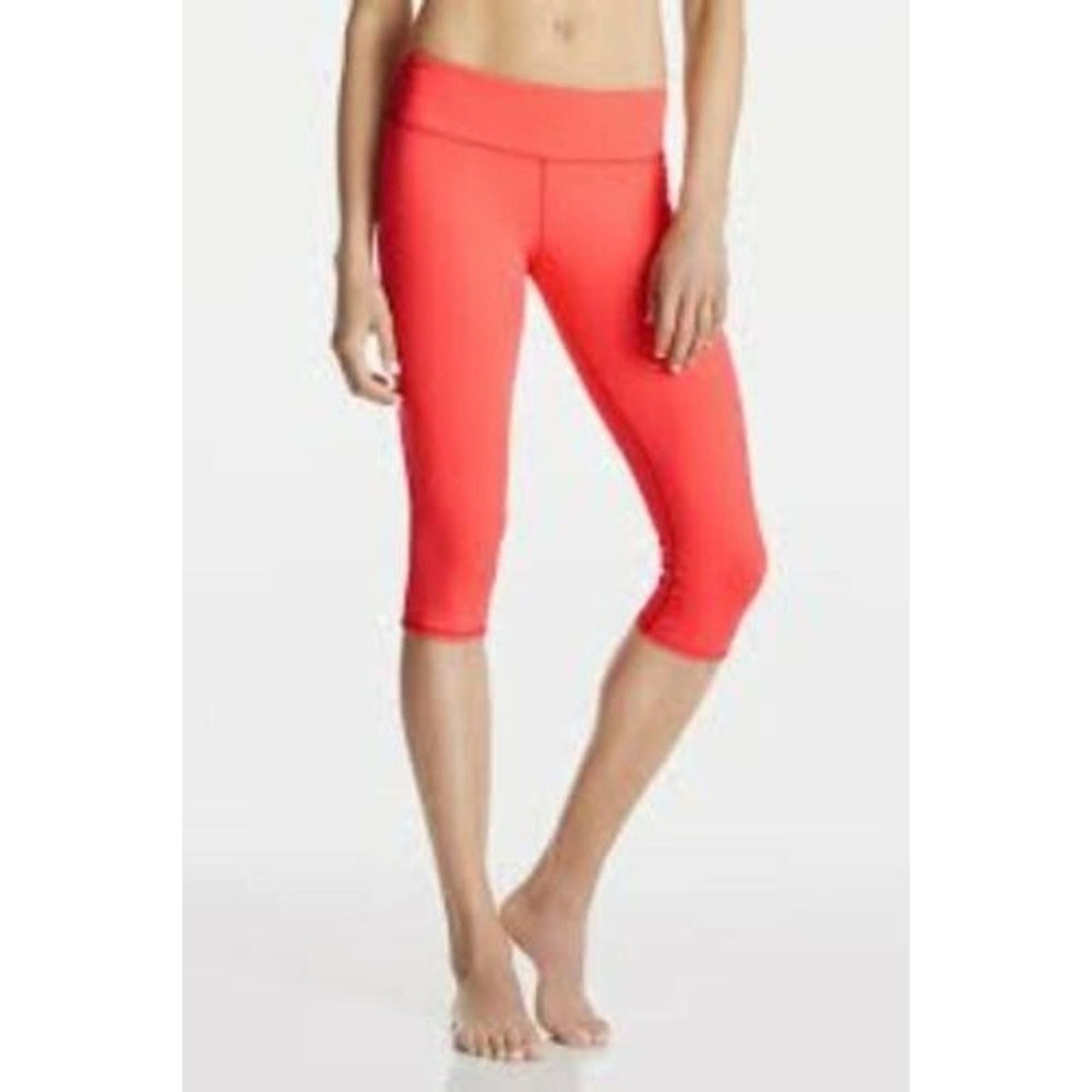 Fabletics Womens Size S Small Mid-Rise Power Hold Neon Pink Capri Leggings